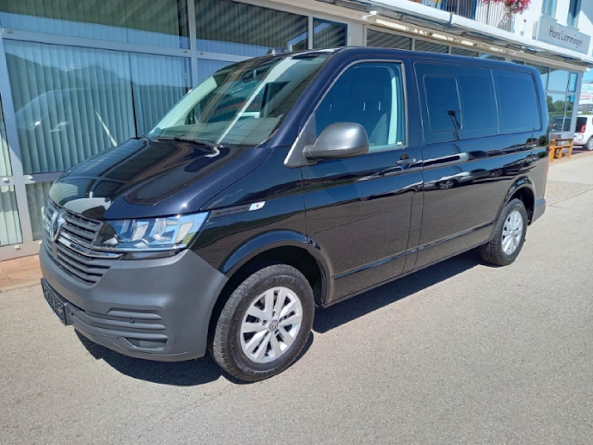 Volkswagen T6.1 Transporter Kombi kurzer Radstand