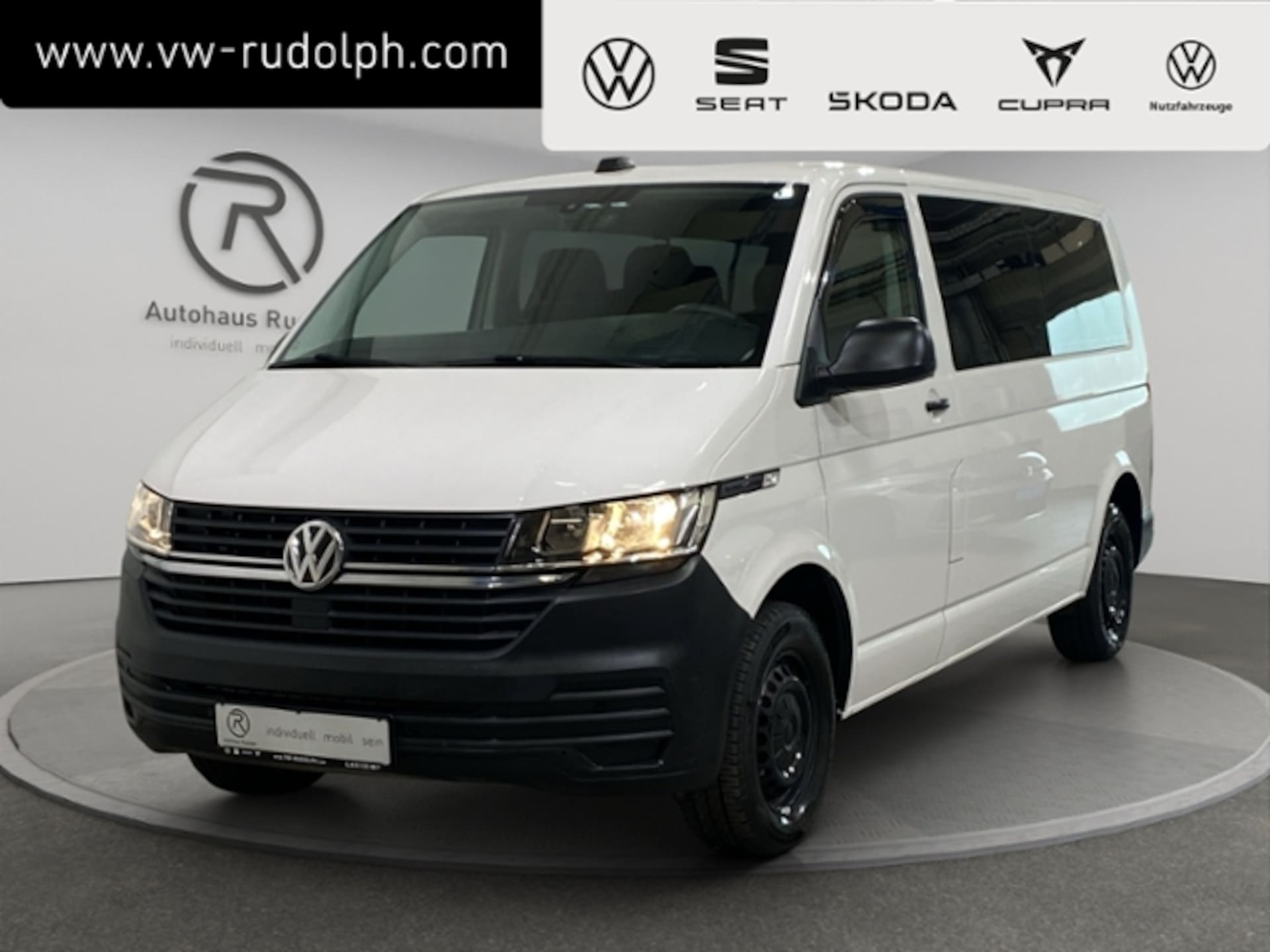 Volkswagen T6.1 Transporter Kombi langer Radstand