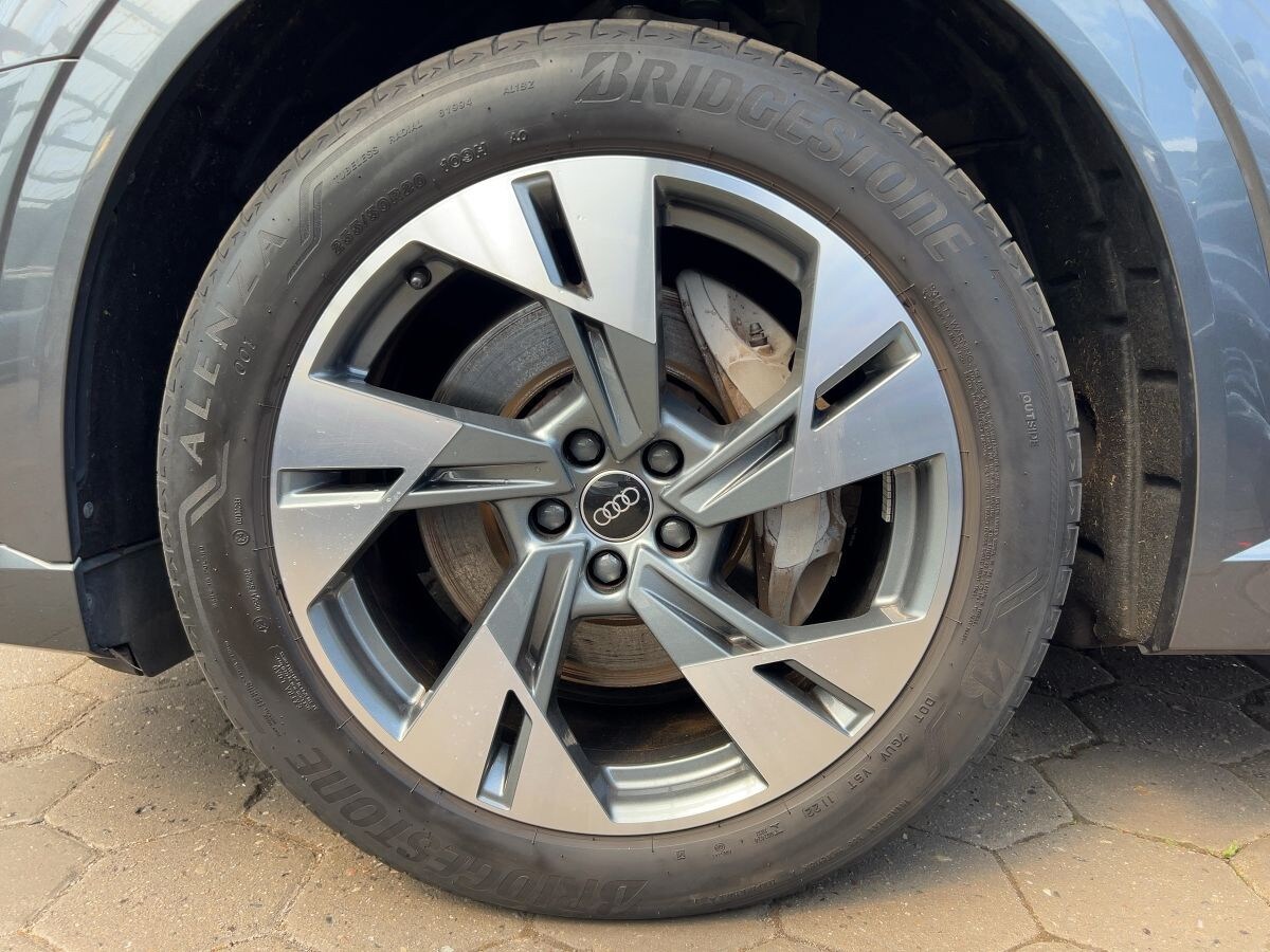 Image about Audi e-tron 55 quattro