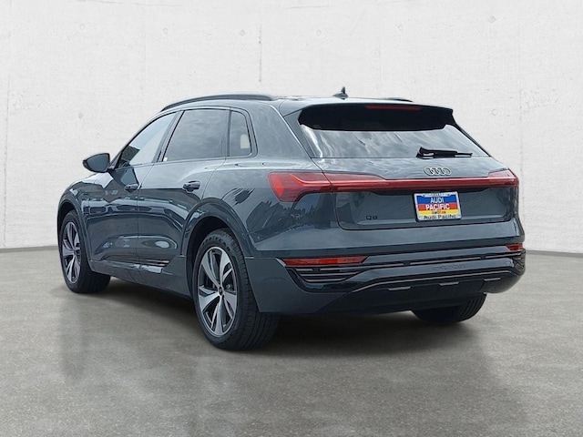 2024 Audi Q8 e-tron Premium - Photo 7
