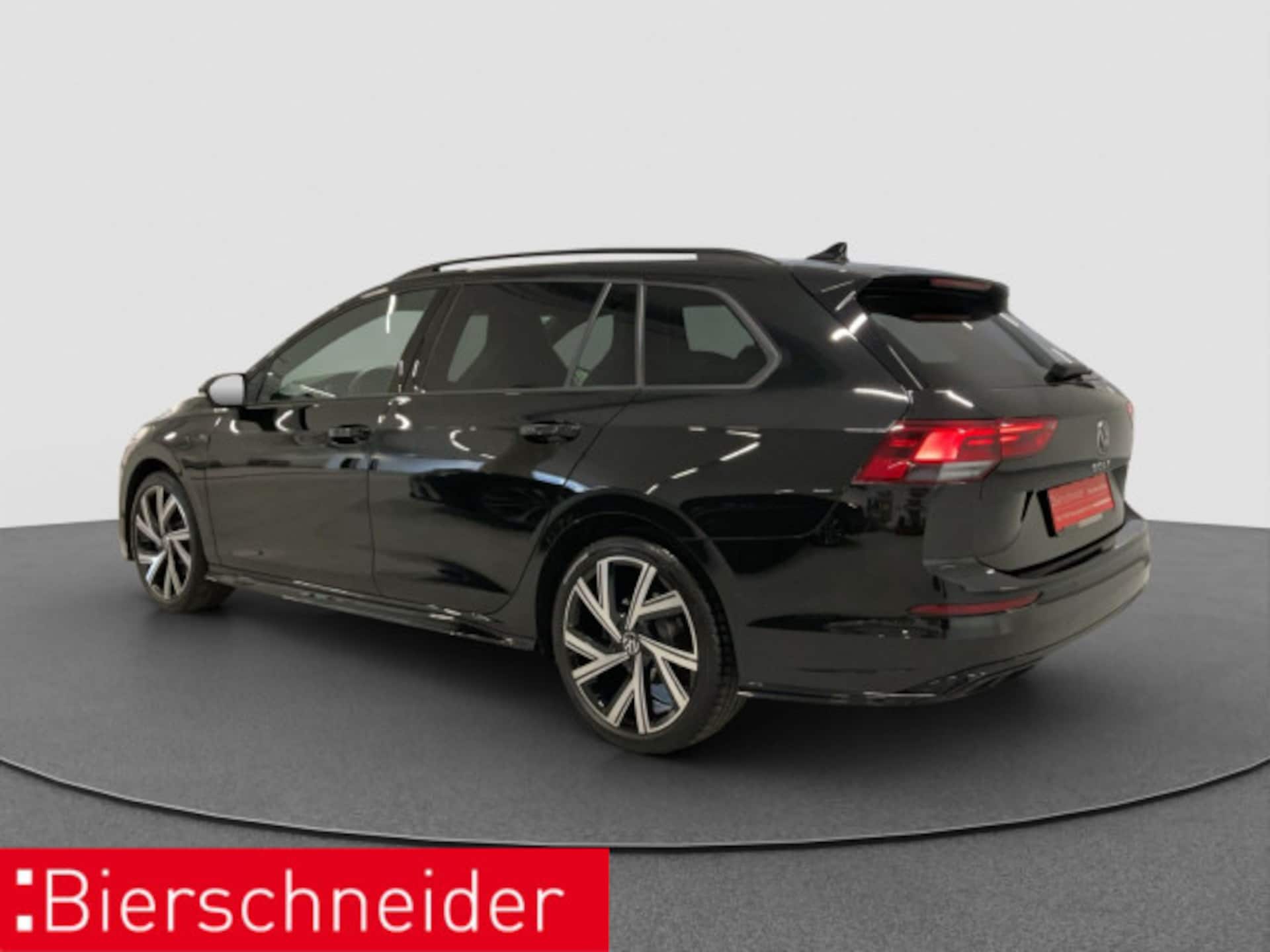 Volkswagen Golf Variant R-Line