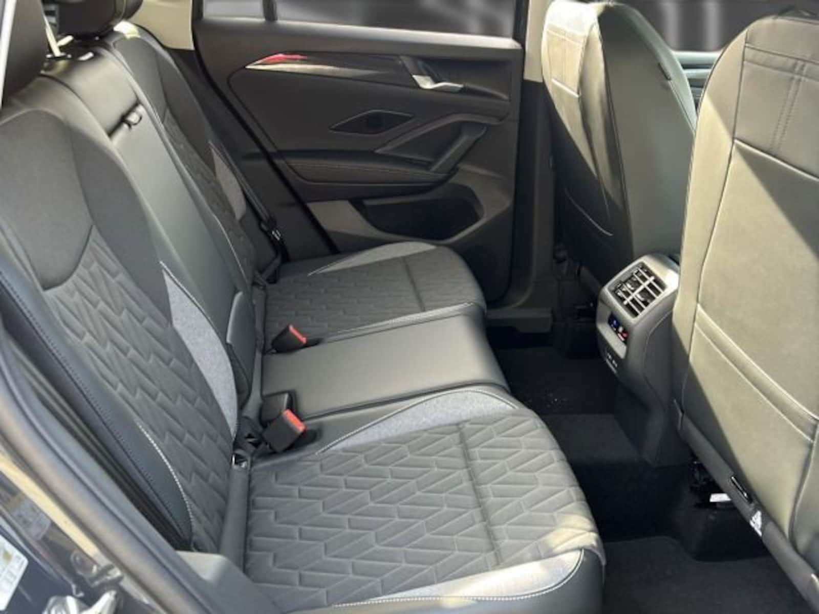 Volkswagen Tiguan – Bild 18