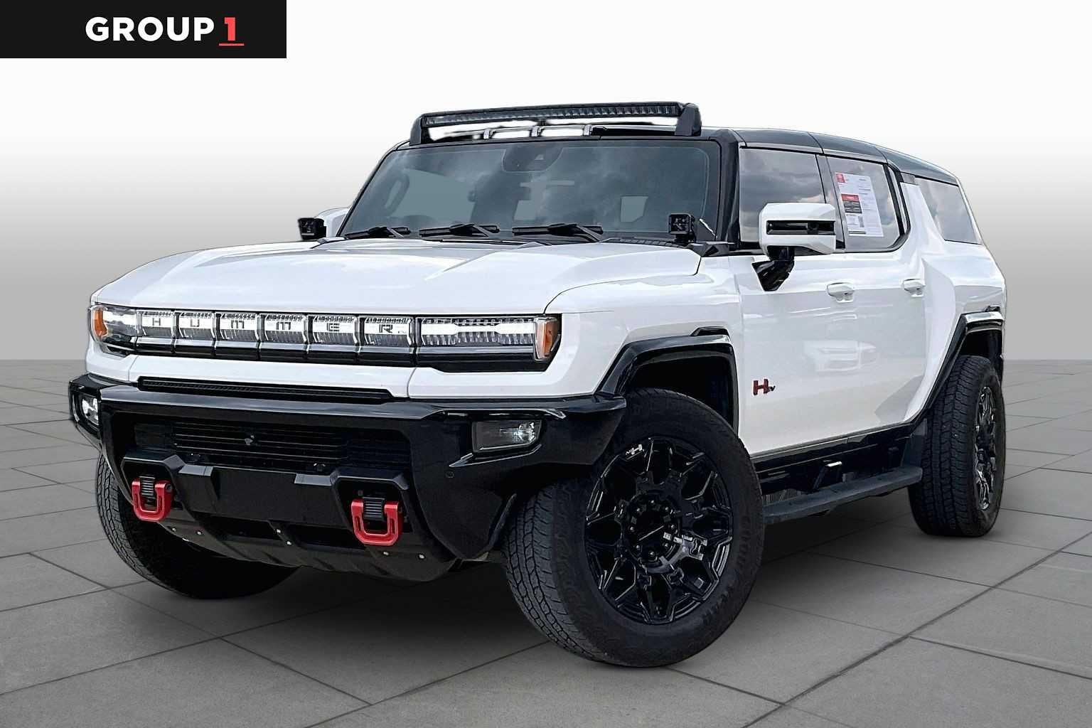 2025 GMC Hummer EV 2X SUV's photo