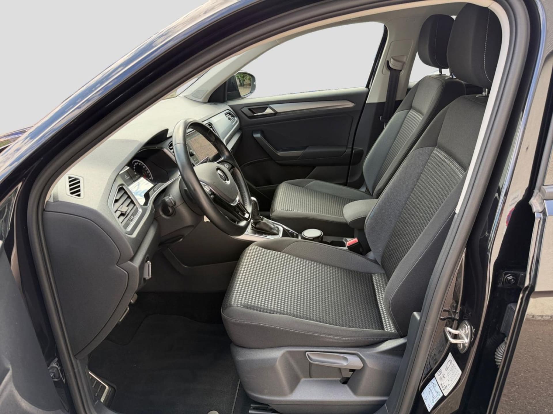 Volkswagen T-Roc Active