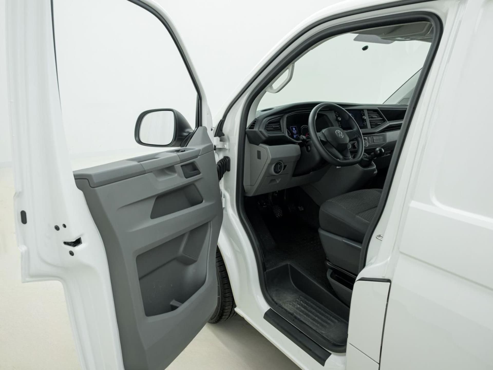 Volkswagen T6.1 Transporter Kasten langer Radstand