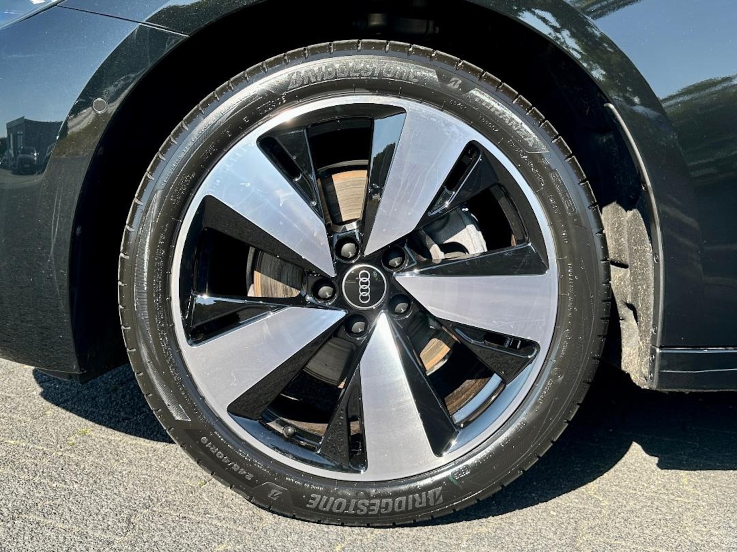 Bild über Audi A5 Avant TFSI S tronic - für weitere Informationen kontaktieren Sie den Audi Partner