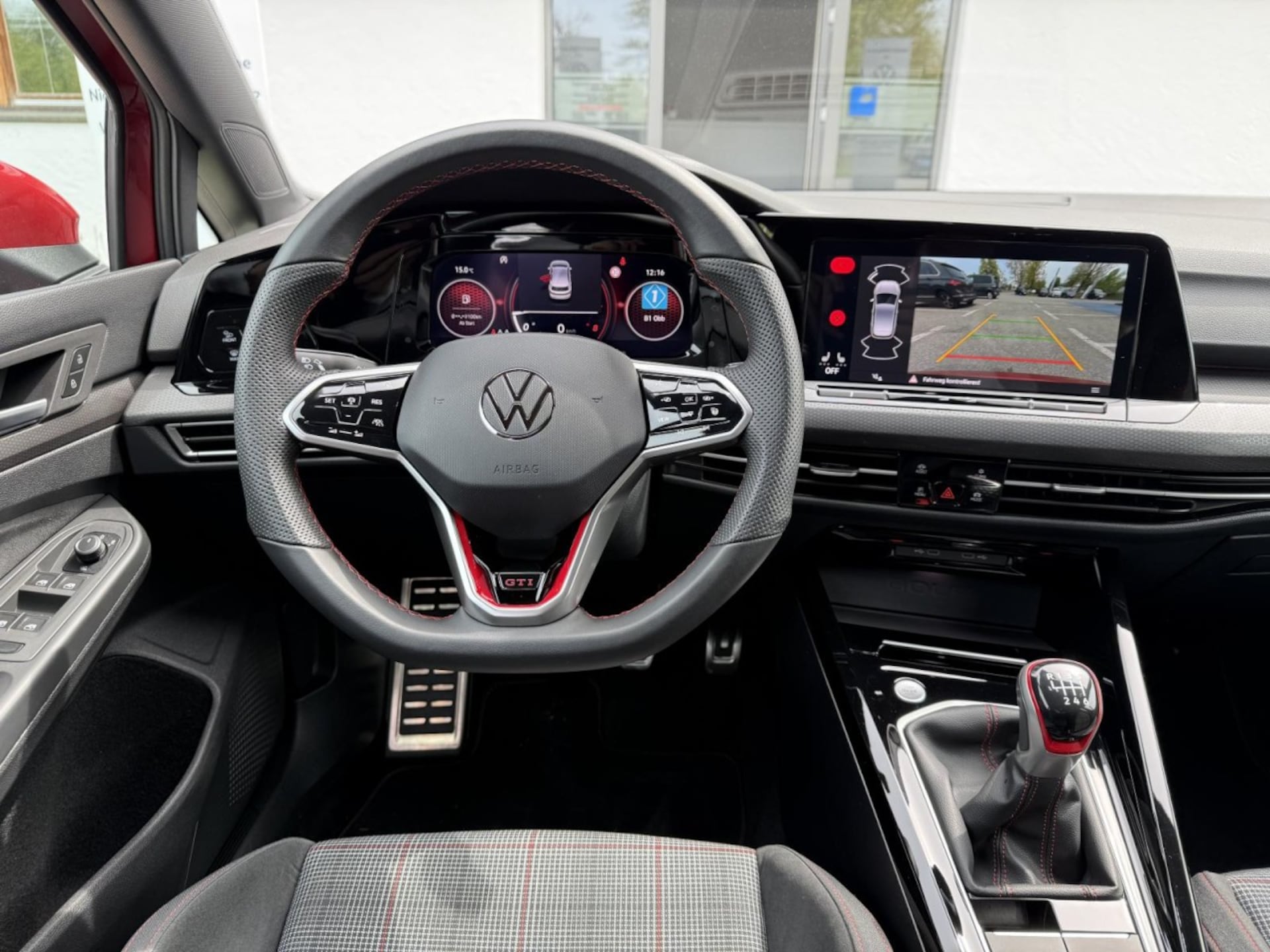 Volkswagen Golf GTI