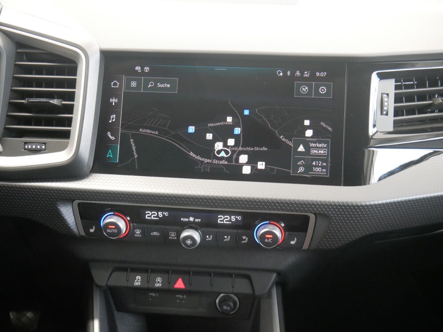 Bild über Audi A1 allstreet 30 TFSI Schaltgetriebe - für weitere Informationen kontaktieren Sie den Audi Partner