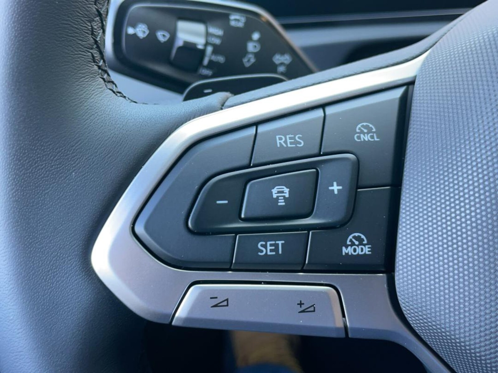 Volkswagen Tiguan – Bild 6