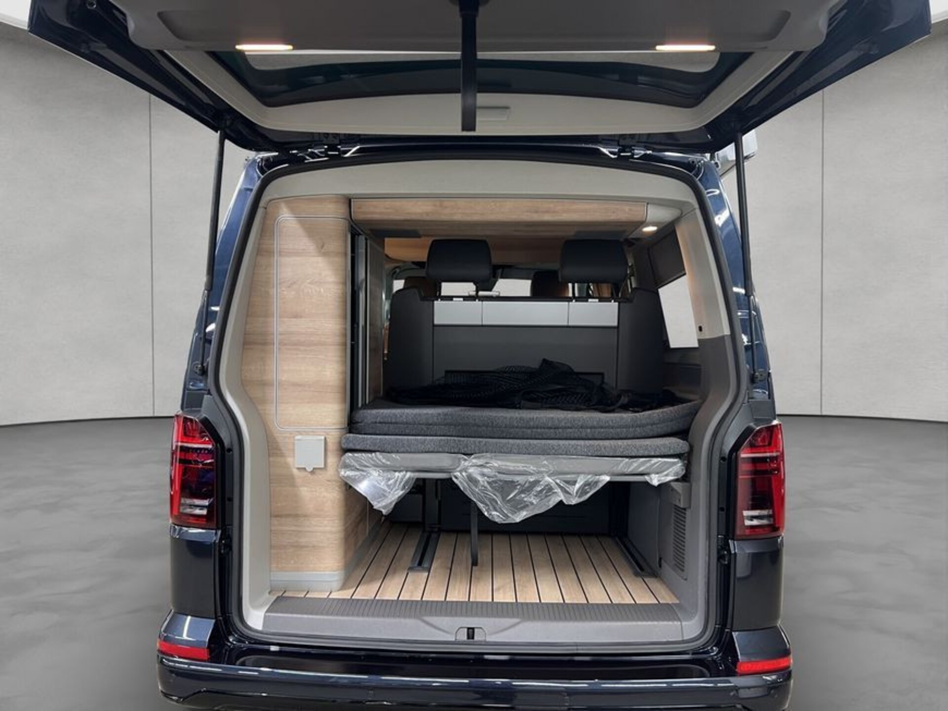 Volkswagen T6.1 California Ocean