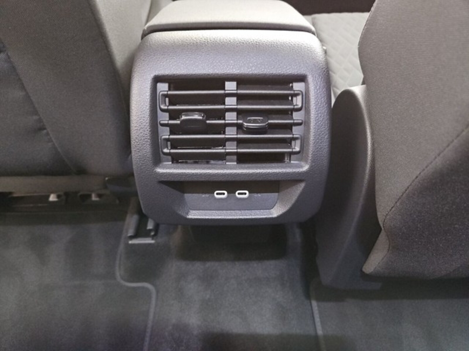 Volkswagen Caddy – Bild 11