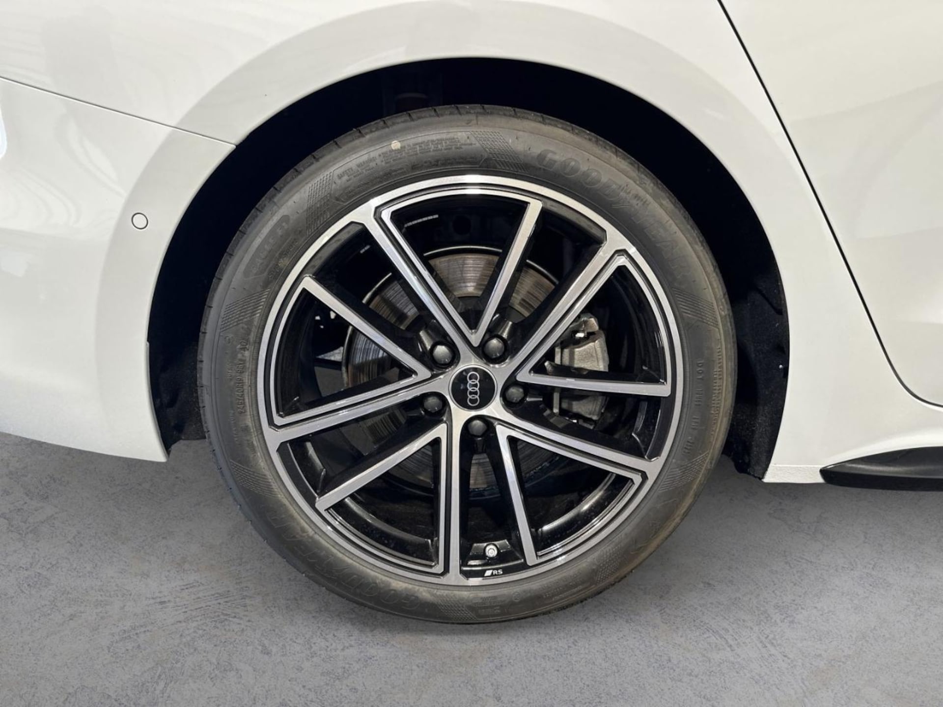 Audi A5 Avant e-hybrid