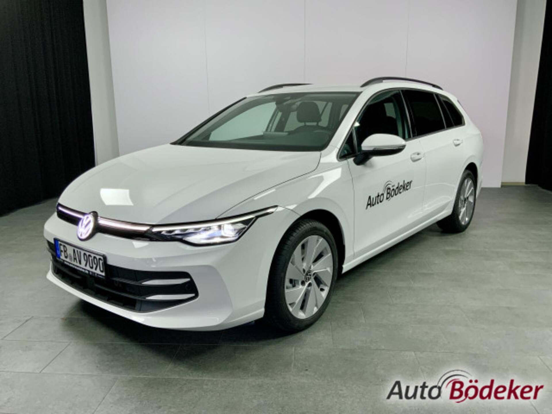Volkswagen Golf Variant Life