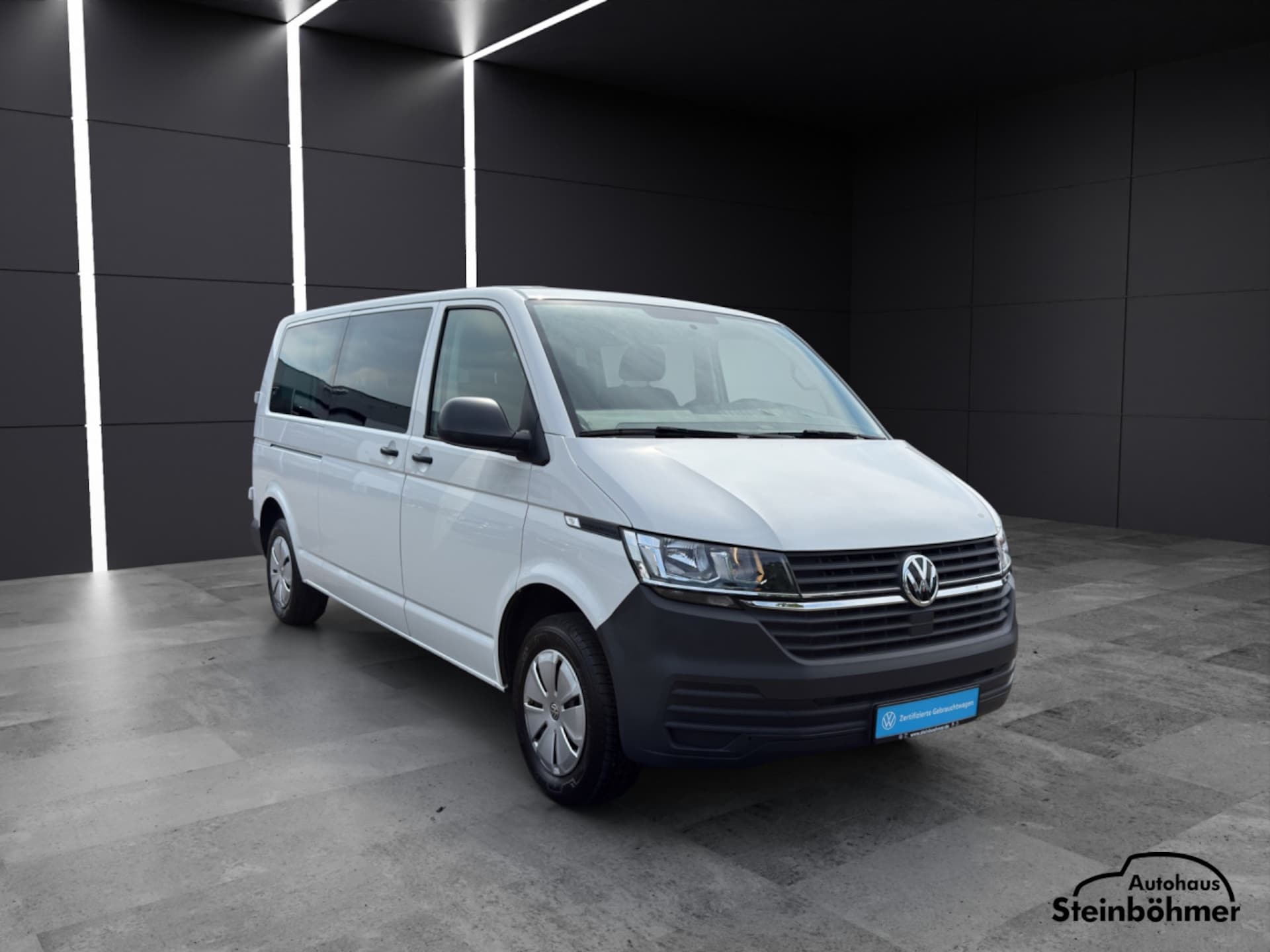 Volkswagen T6.1 Transporter Kombi langer Radstand
