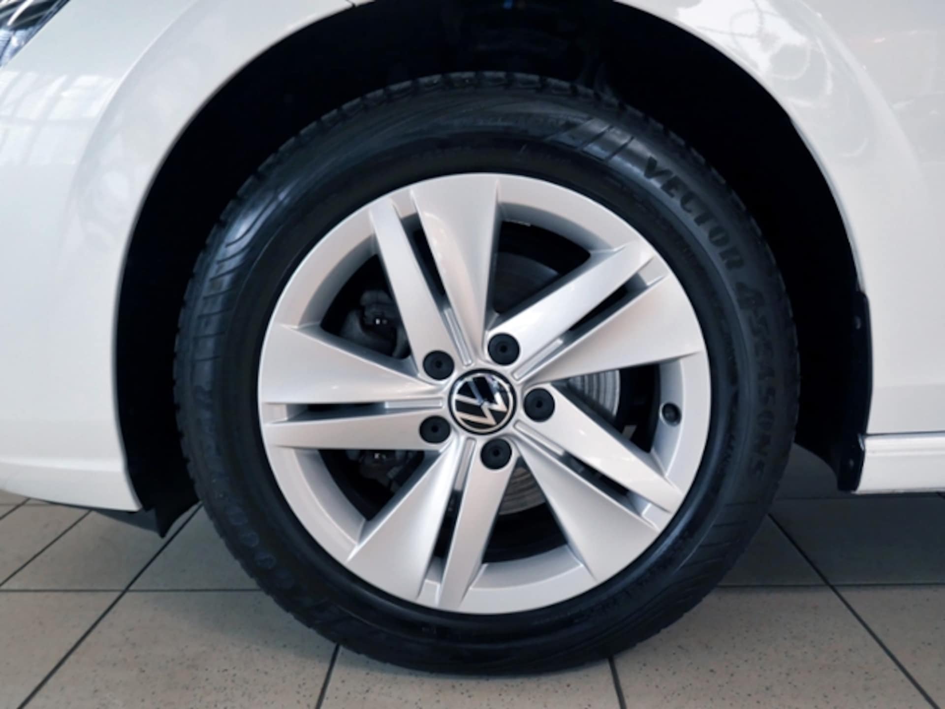 Volkswagen Golf Life