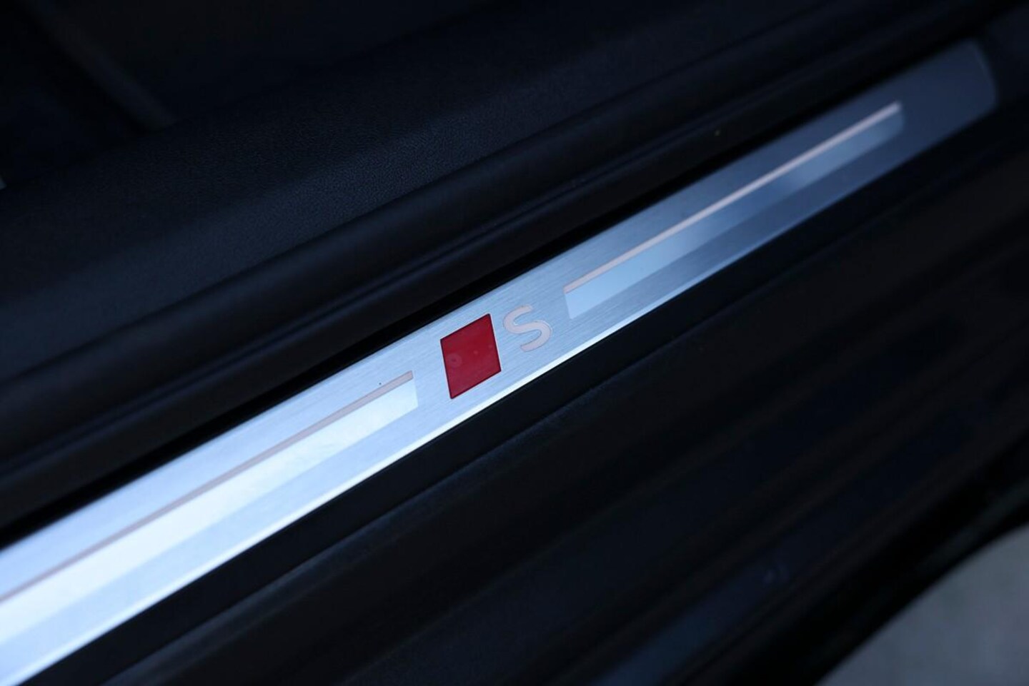 Image about Audi A5 Avant TFSI e e-hybrid quattro 270 kW S tronic