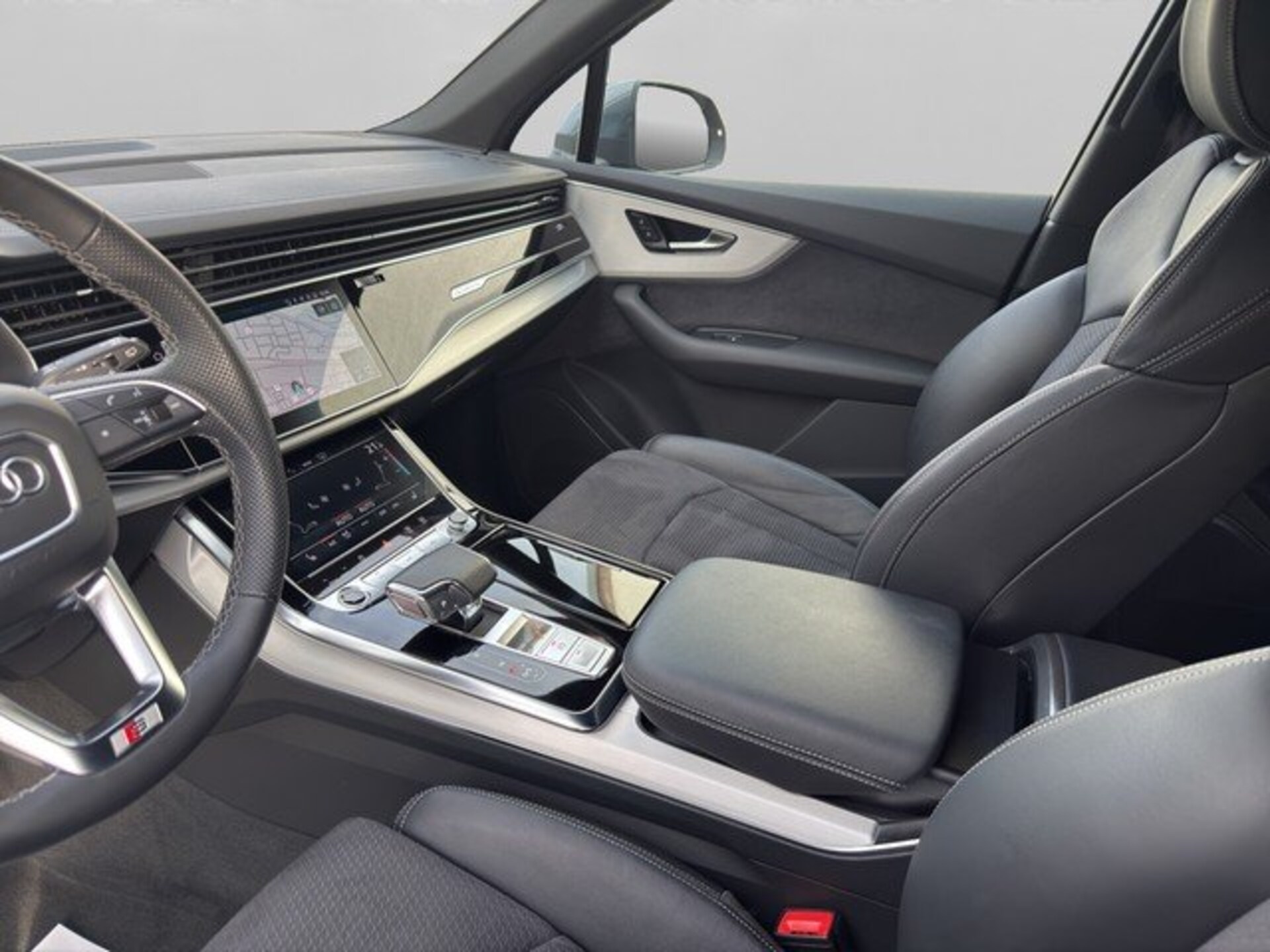 Audi Q7 SUV TFSI e S line