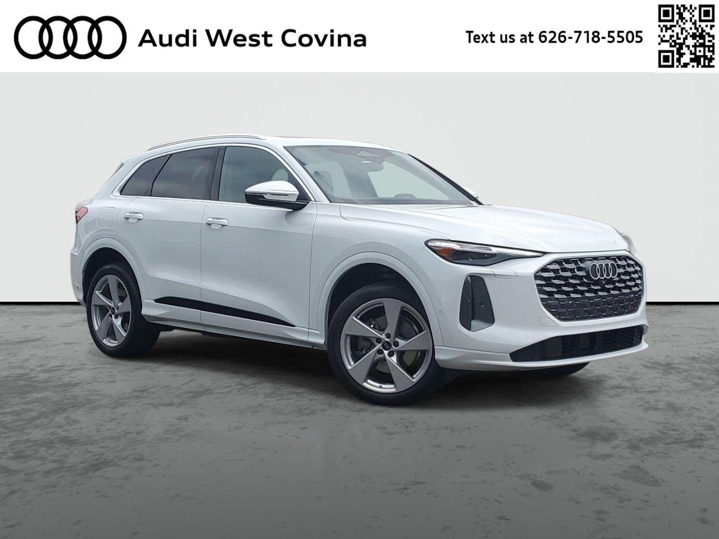 2025 Audi Q5 40 Premium Plus's photo