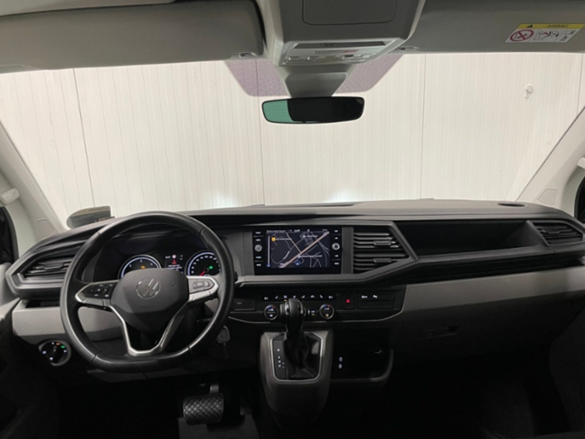 Volkswagen T6.1 Caravelle kurzer Radstand Comfortline