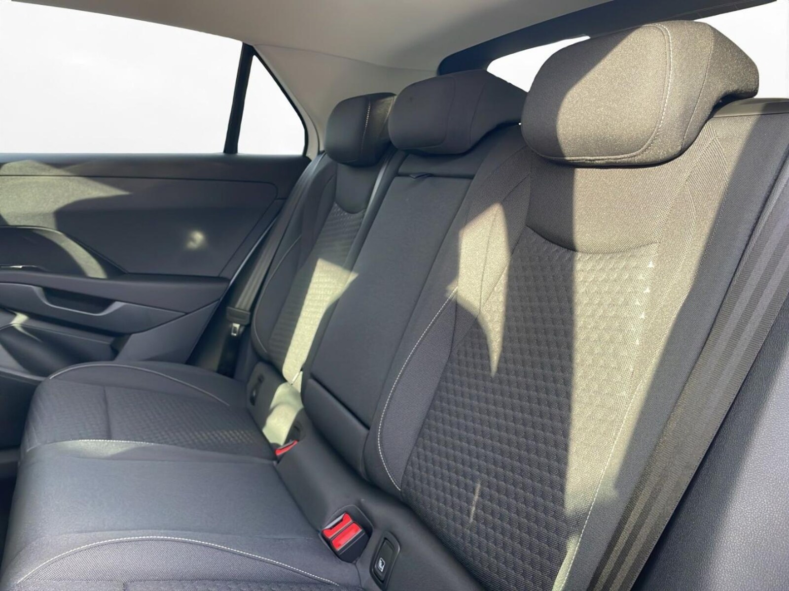Volkswagen T-Roc – Bild 8