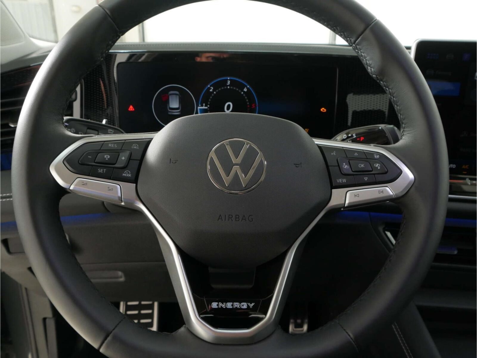 Volkswagen Tiguan – Bild 9