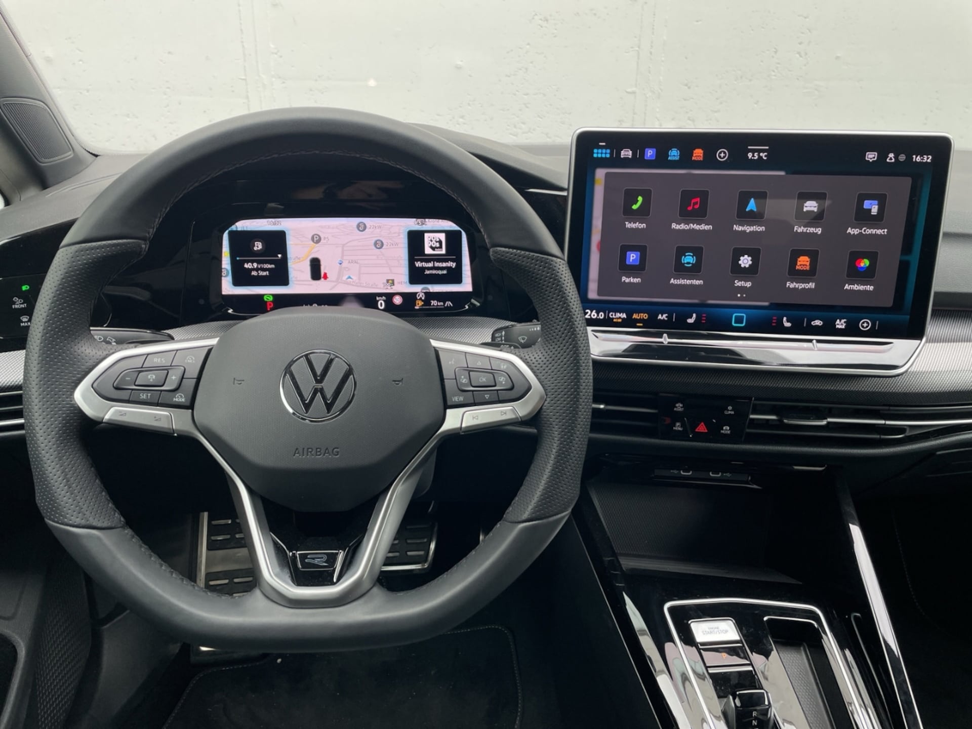 Volkswagen Golf Variant R-Line