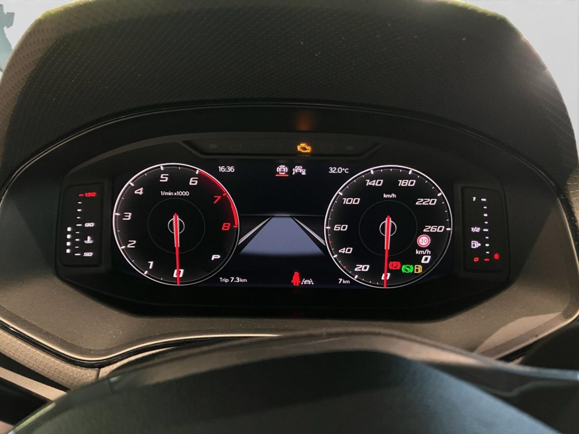 SEAT Arona FR