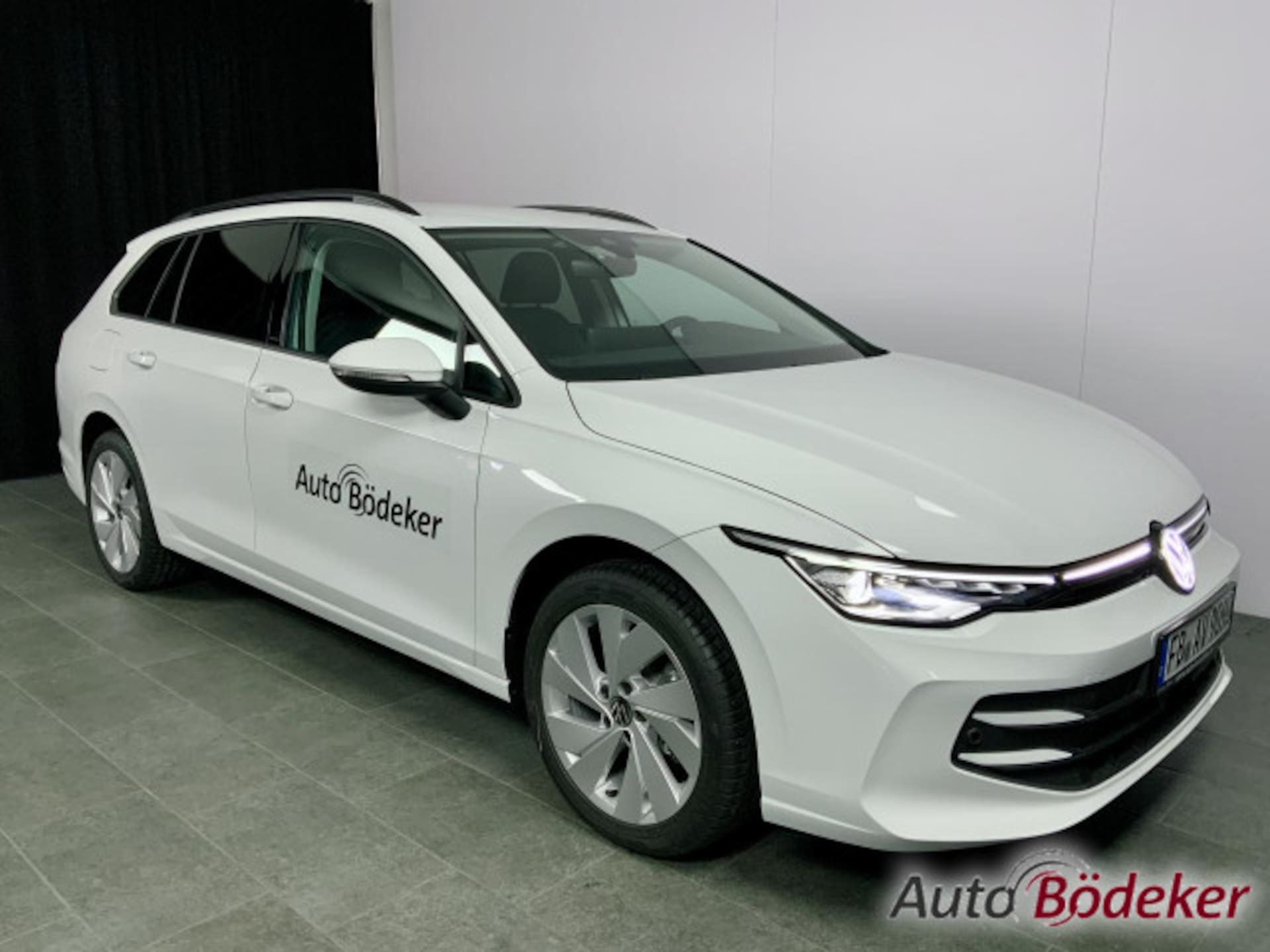 Volkswagen Golf Variant Life