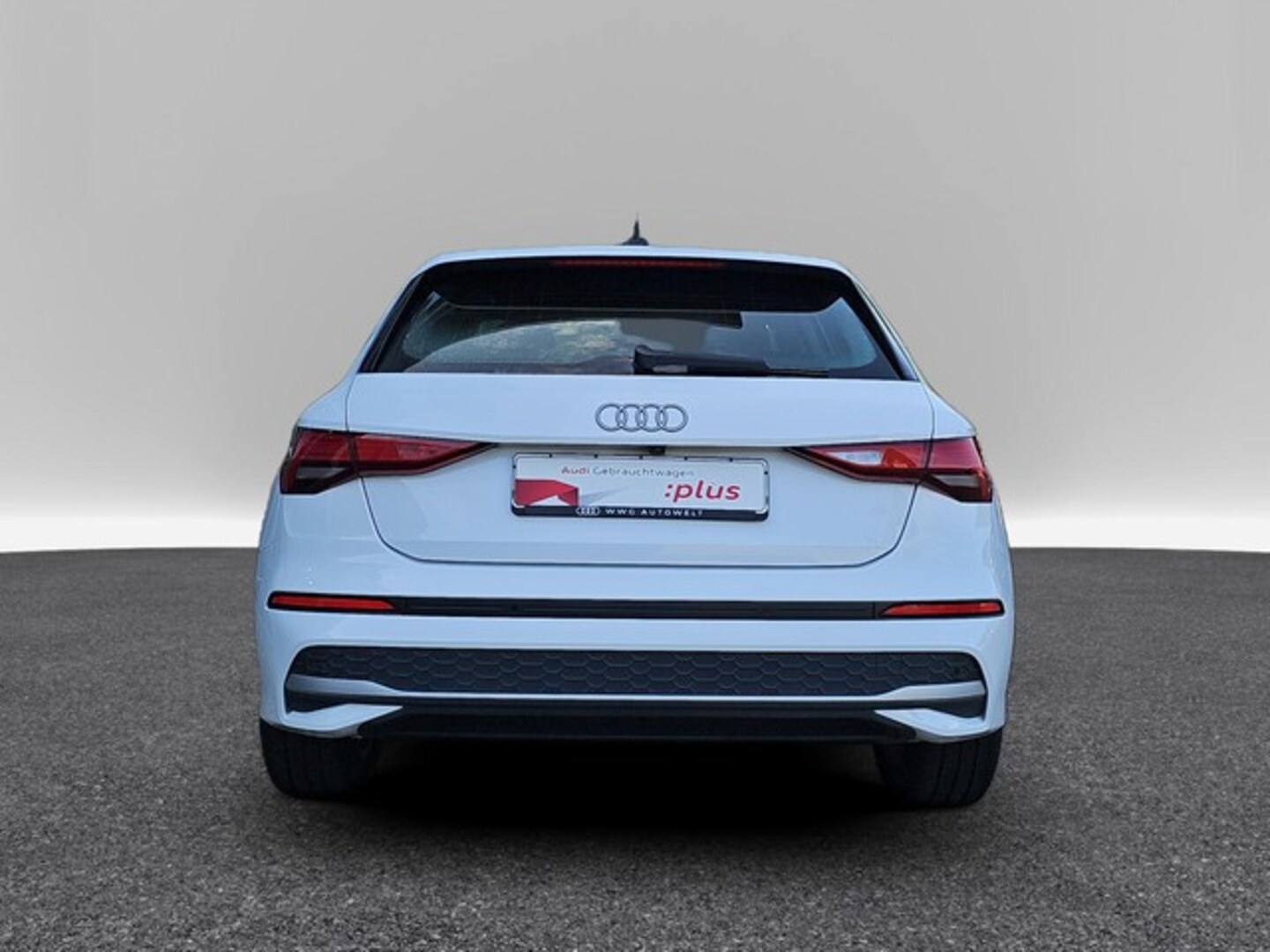 Bild über Audi A3 Sportback 30 TDI Schaltgetriebe - für weitere Informationen kontaktieren Sie den Audi Partner