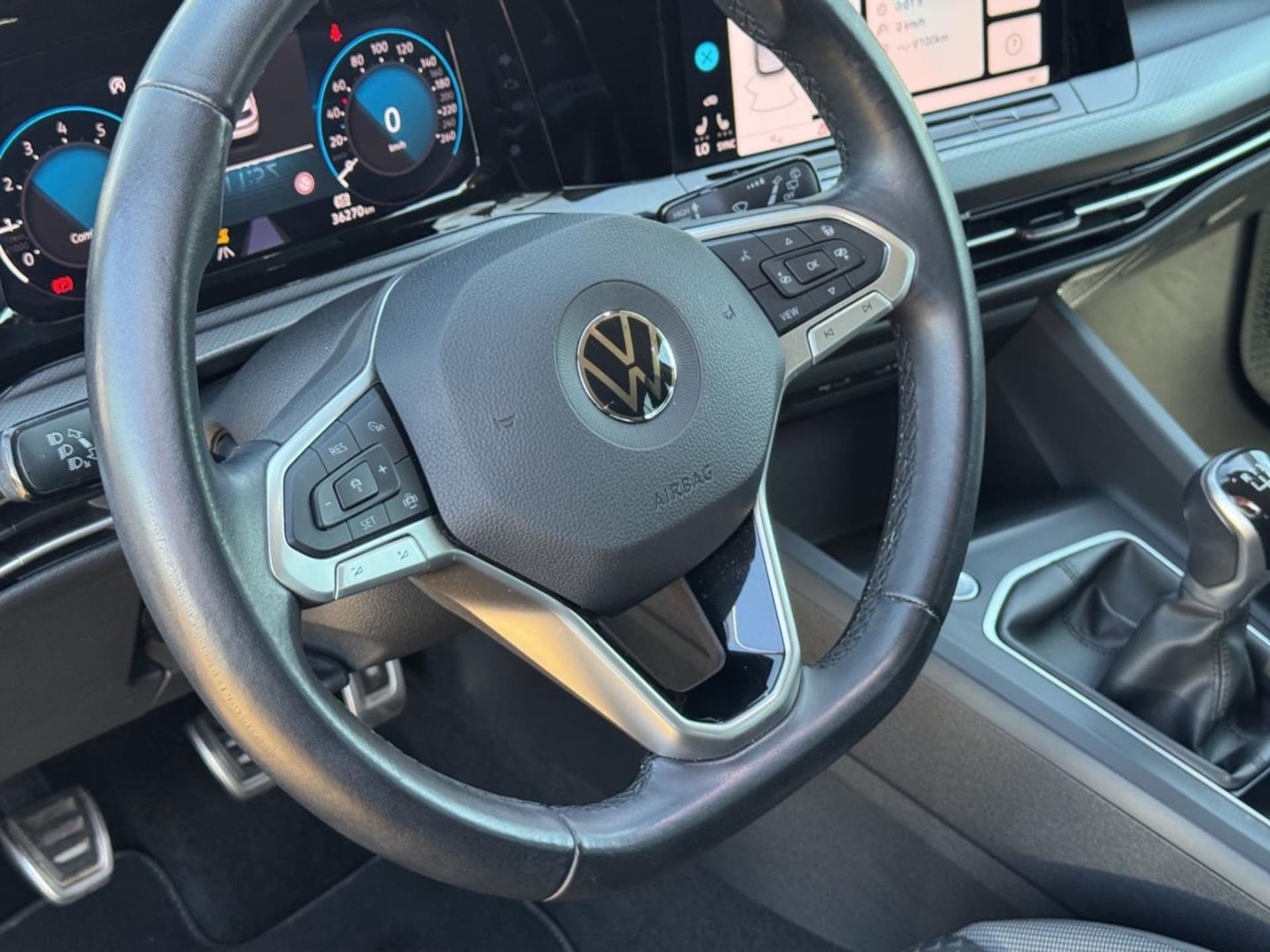 Volkswagen Golf Life