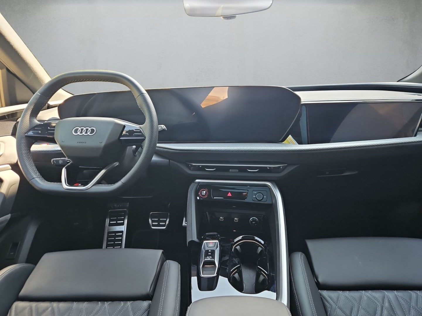 Bild über Audi SQ5 SUV TFSI 270 kW S tronic - für weitere Informationen kontaktieren Sie den Audi Partner