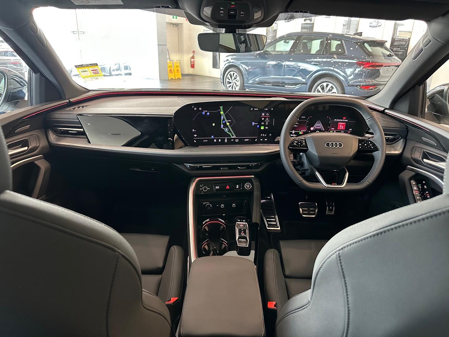 Image about Audi Q5 SUV TDI quattro 150 kW sport