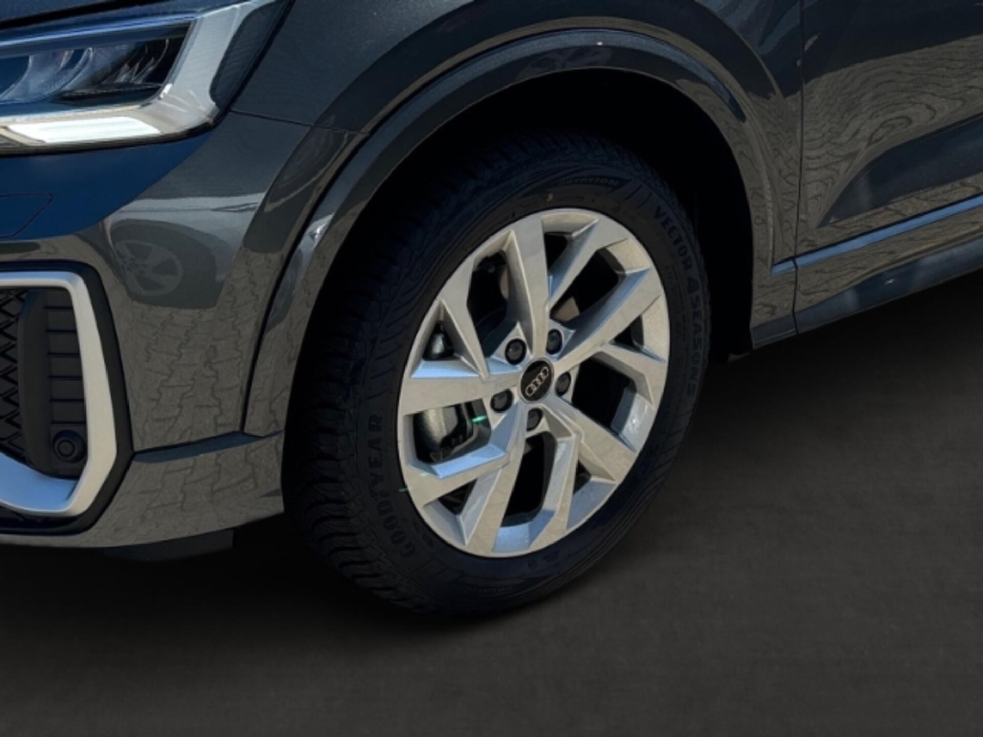 Audi Q2 S line