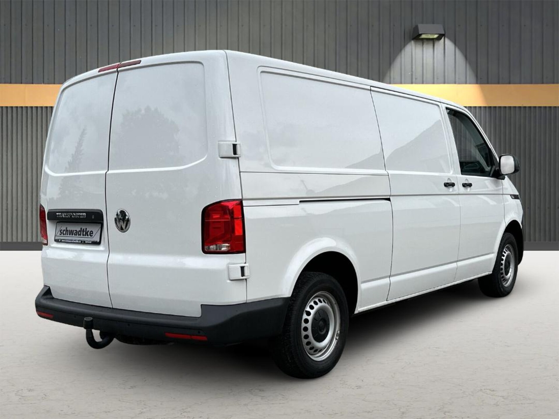 Volkswagen T6.1 Transporter Kasten langer Radstand