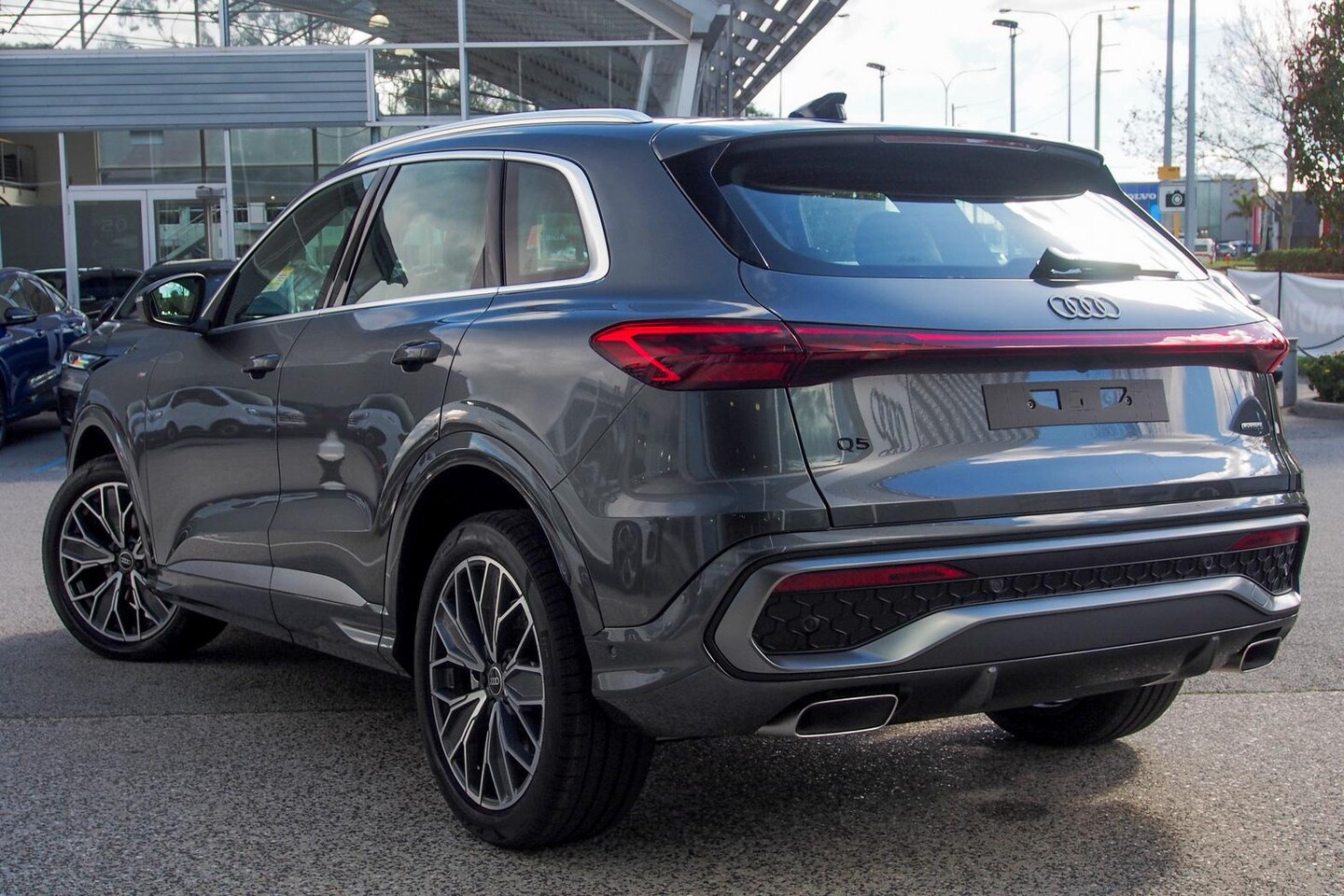 Image about Audi Q5 SUV TFSI quattro 200 kW sport