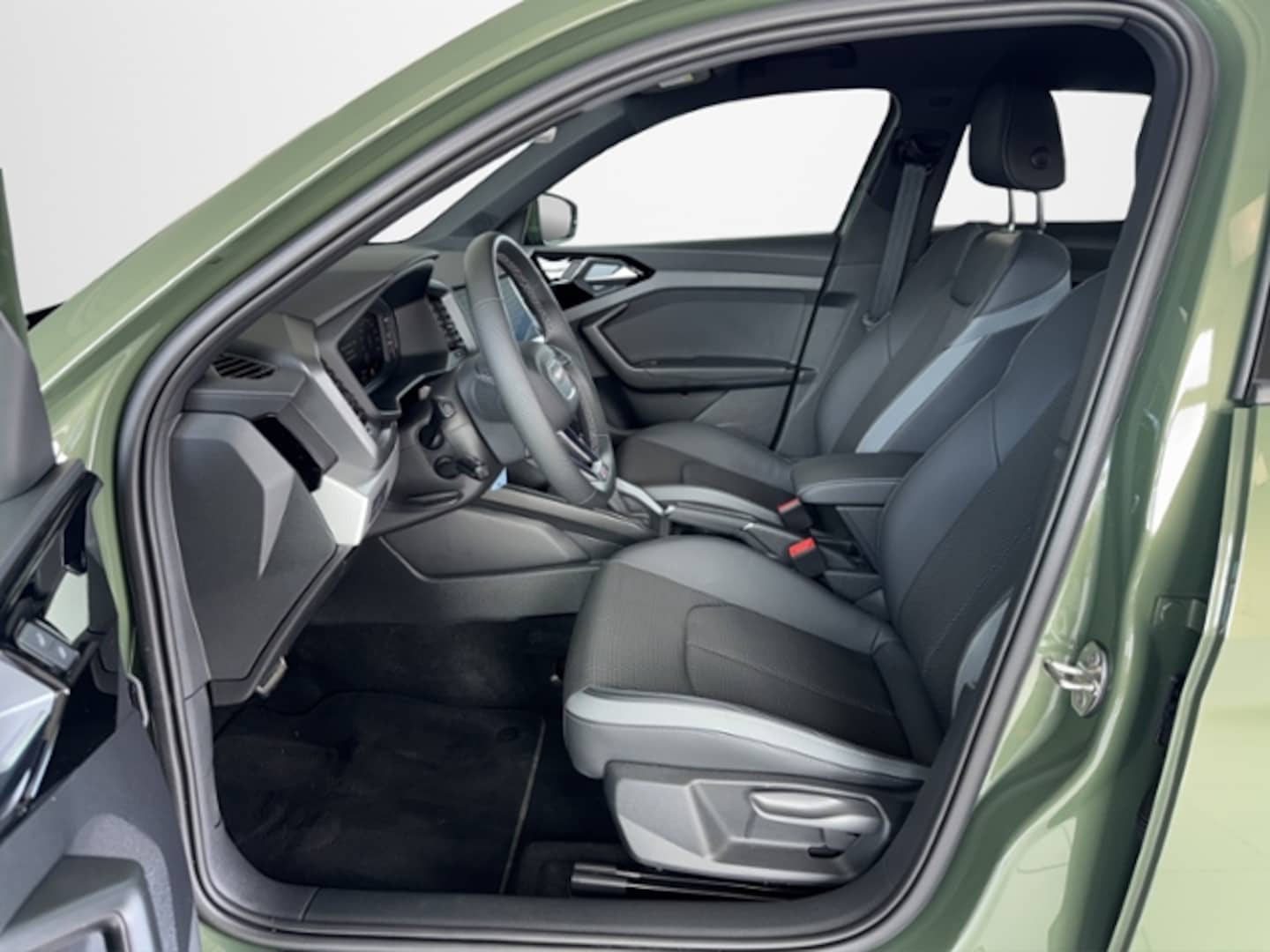 Bild über Audi A1 Sportback S line 25 TFSI S tronic - für weitere Informationen kontaktieren Sie den Audi Partner