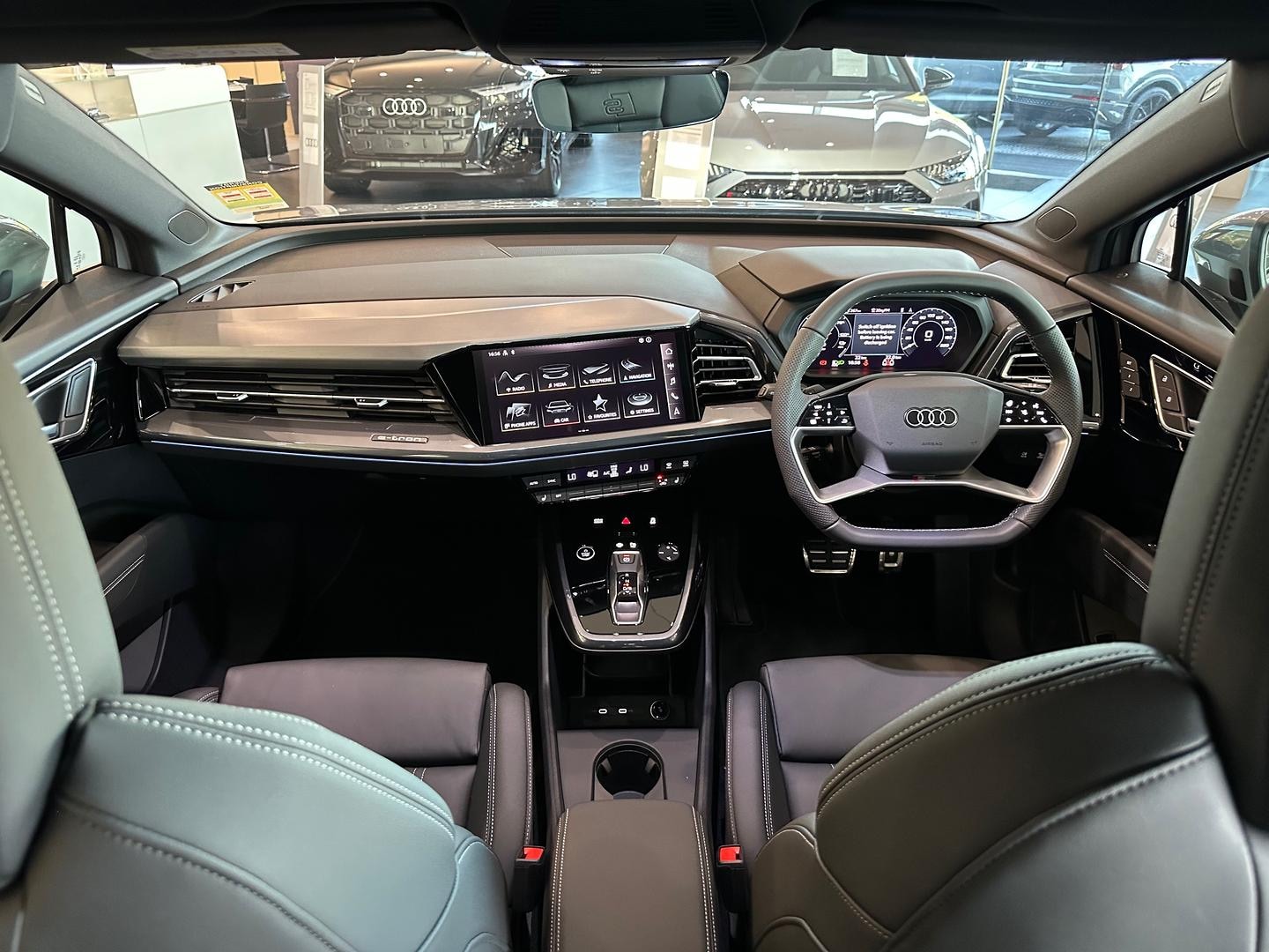 Image about Audi Q4 e-tron 55 e-tron quattro