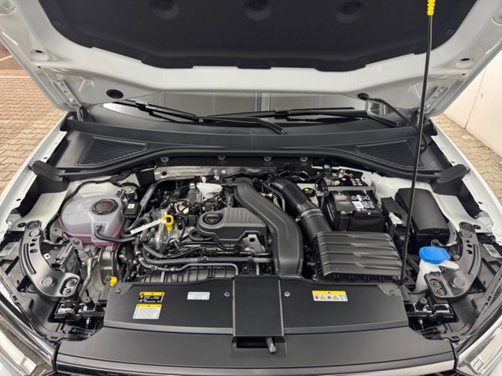 Volkswagen T-Roc Cabriolet – Bild 17