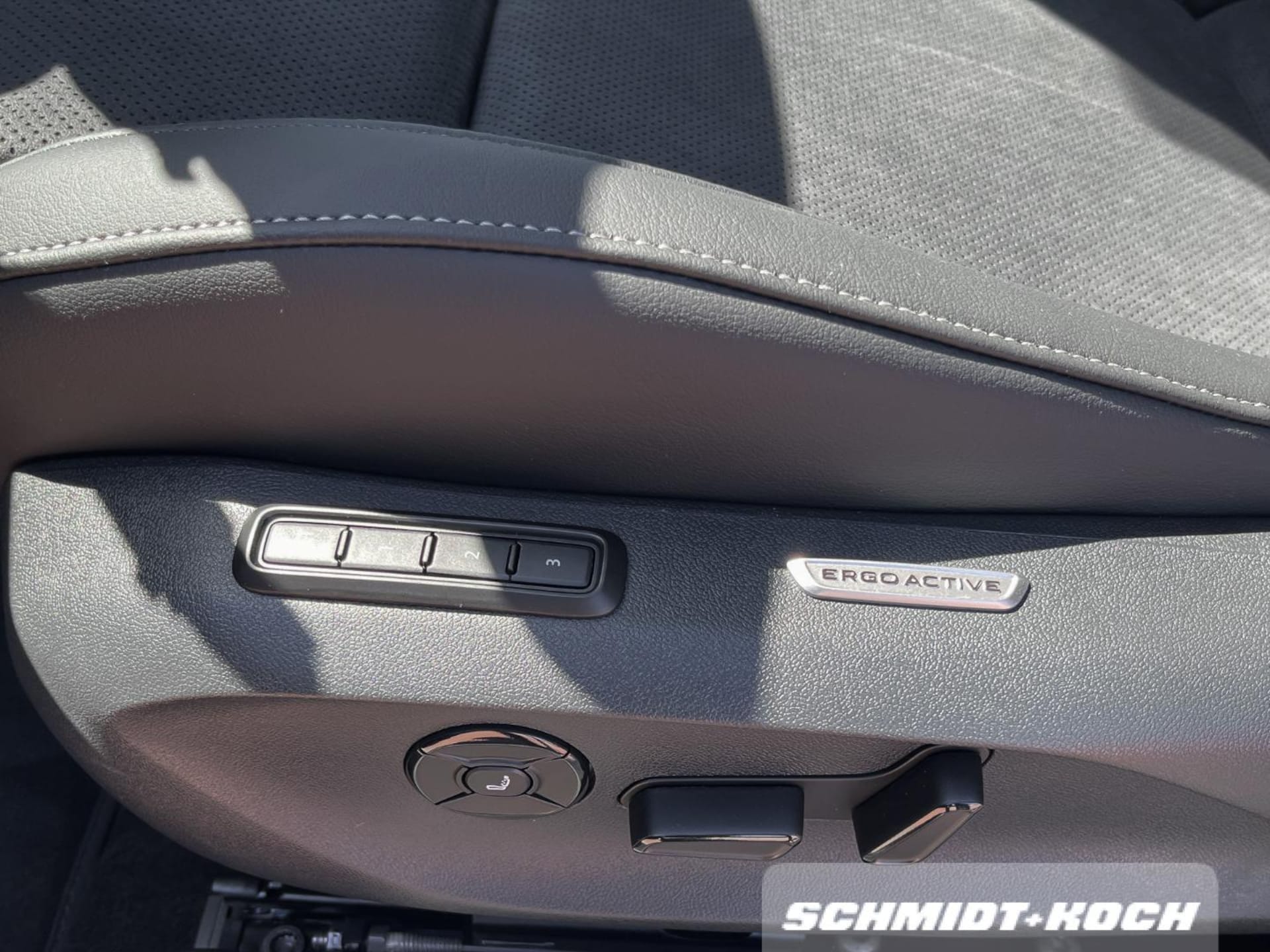 Volkswagen Passat Elegance