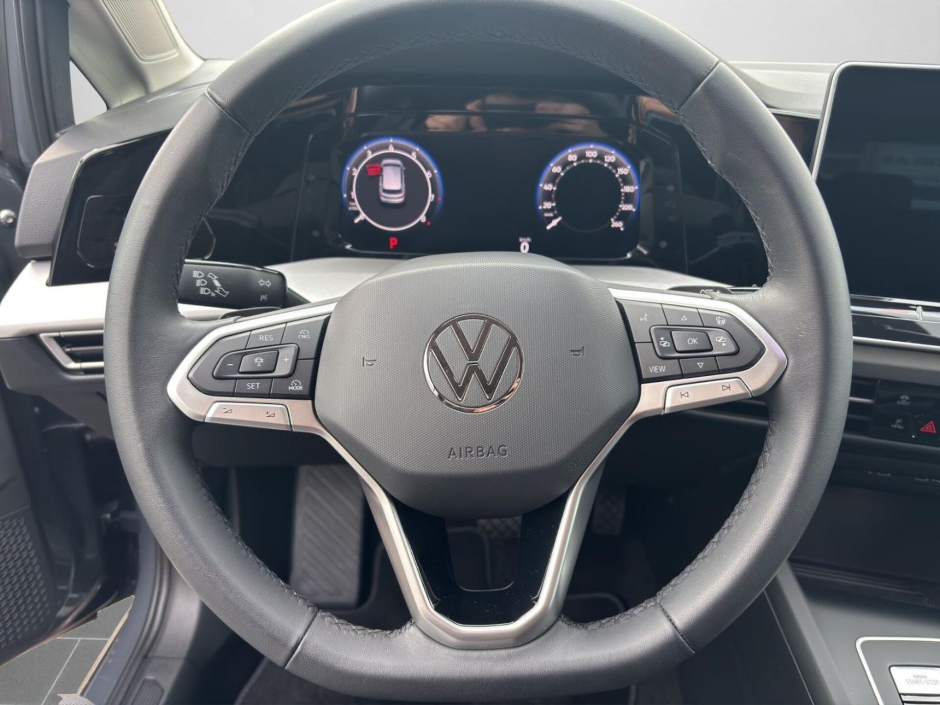 Volkswagen Golf Life