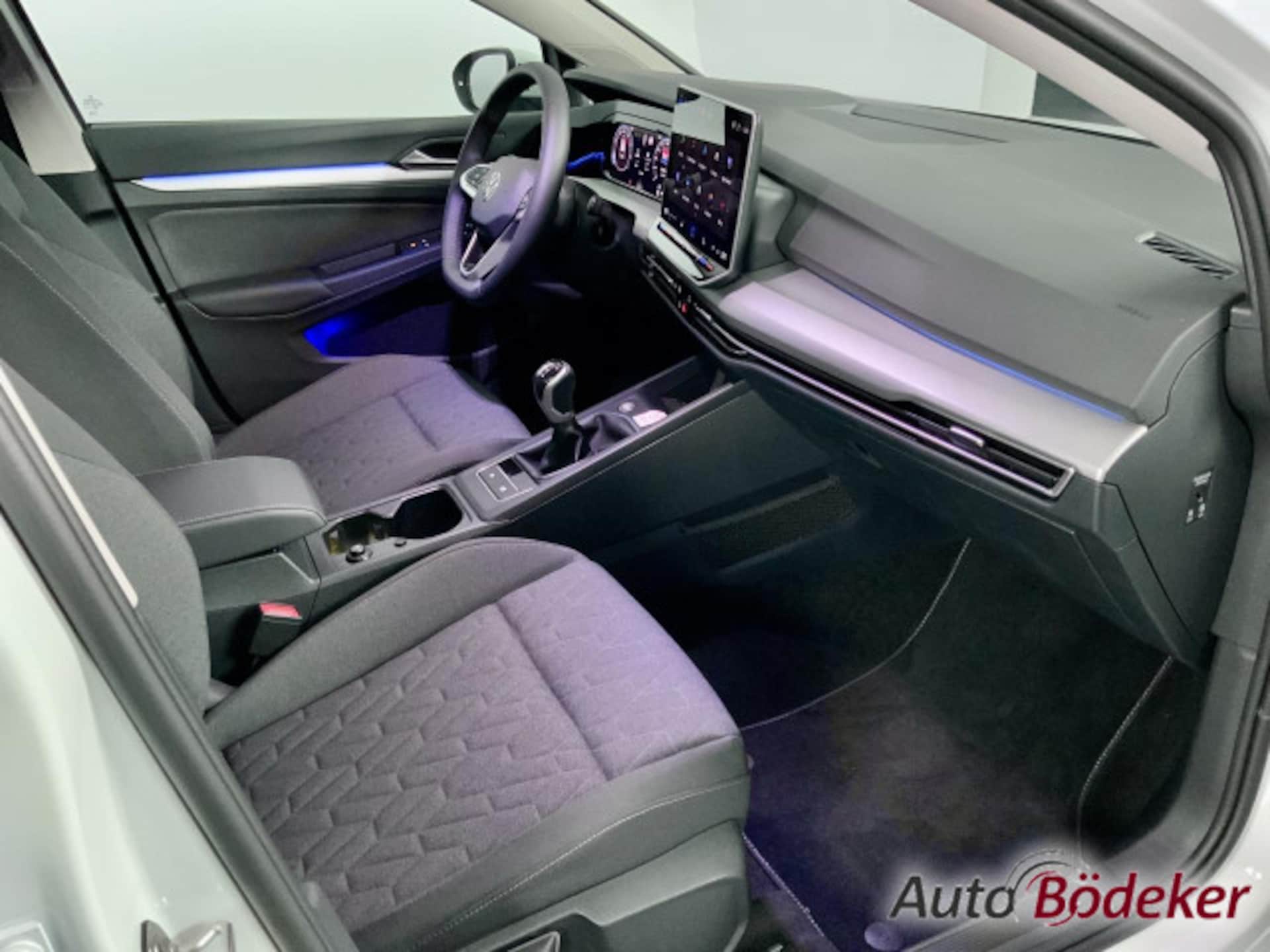 Volkswagen Golf Variant Life