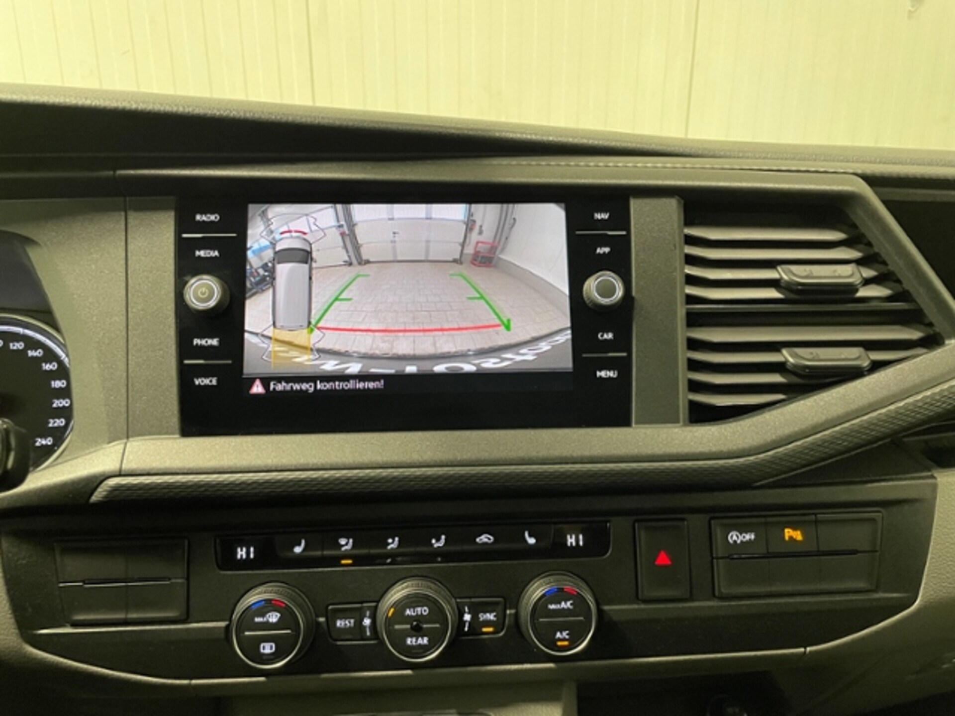 Volkswagen T6.1 Caravelle kurzer Radstand Comfortline