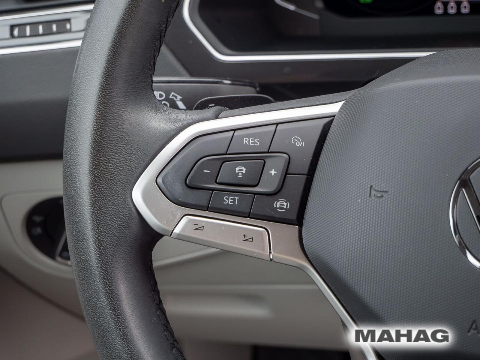 Volkswagen Tiguan – Bild 20