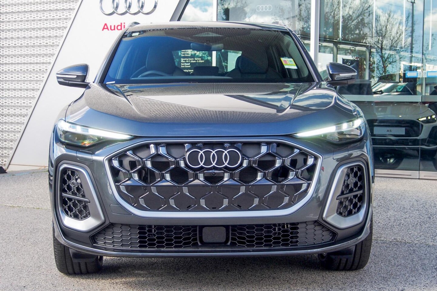 Image about Audi Q5 SUV TFSI quattro 200 kW sport
