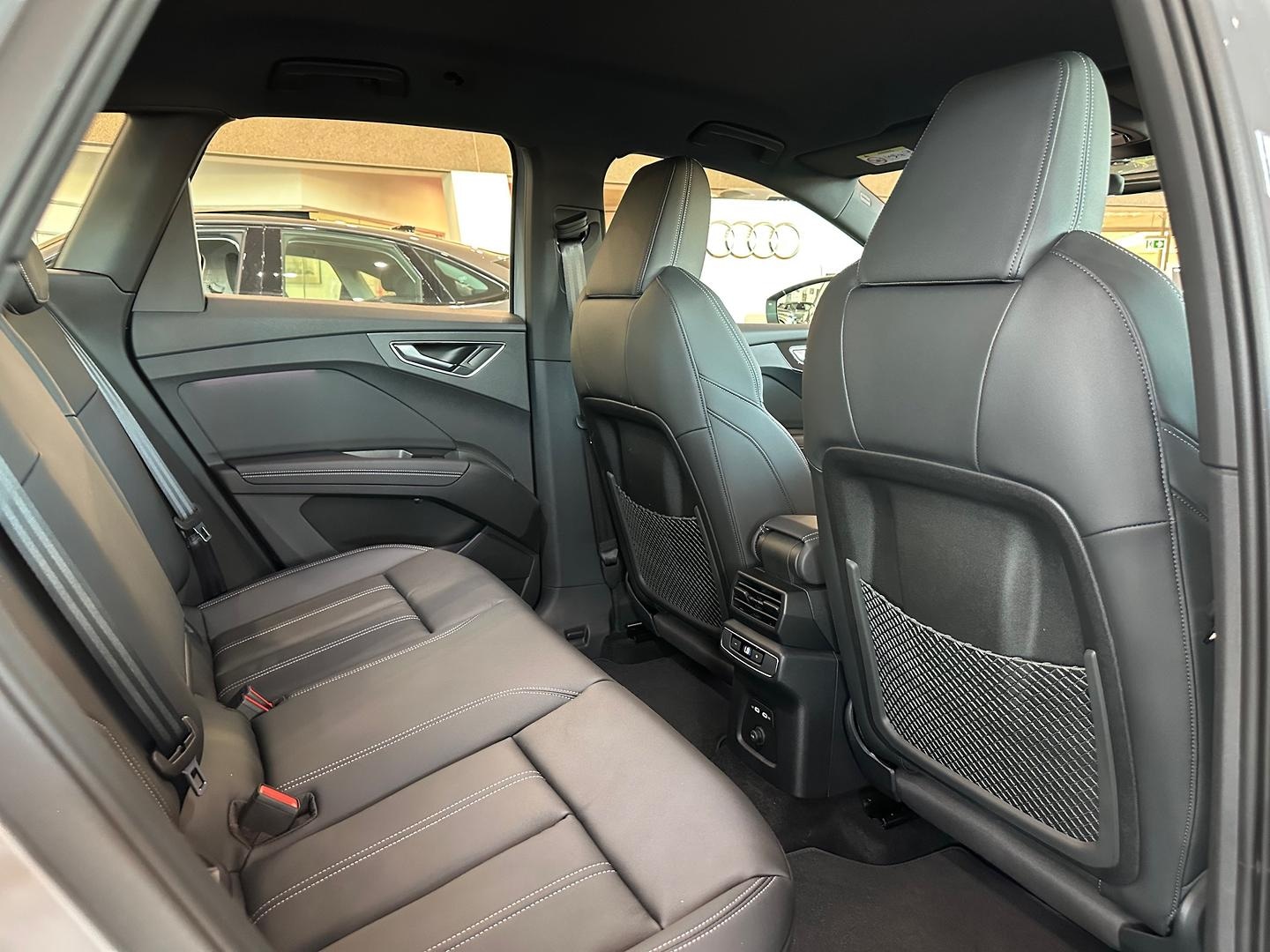 Image about Audi Q4 e-tron 55 e-tron quattro