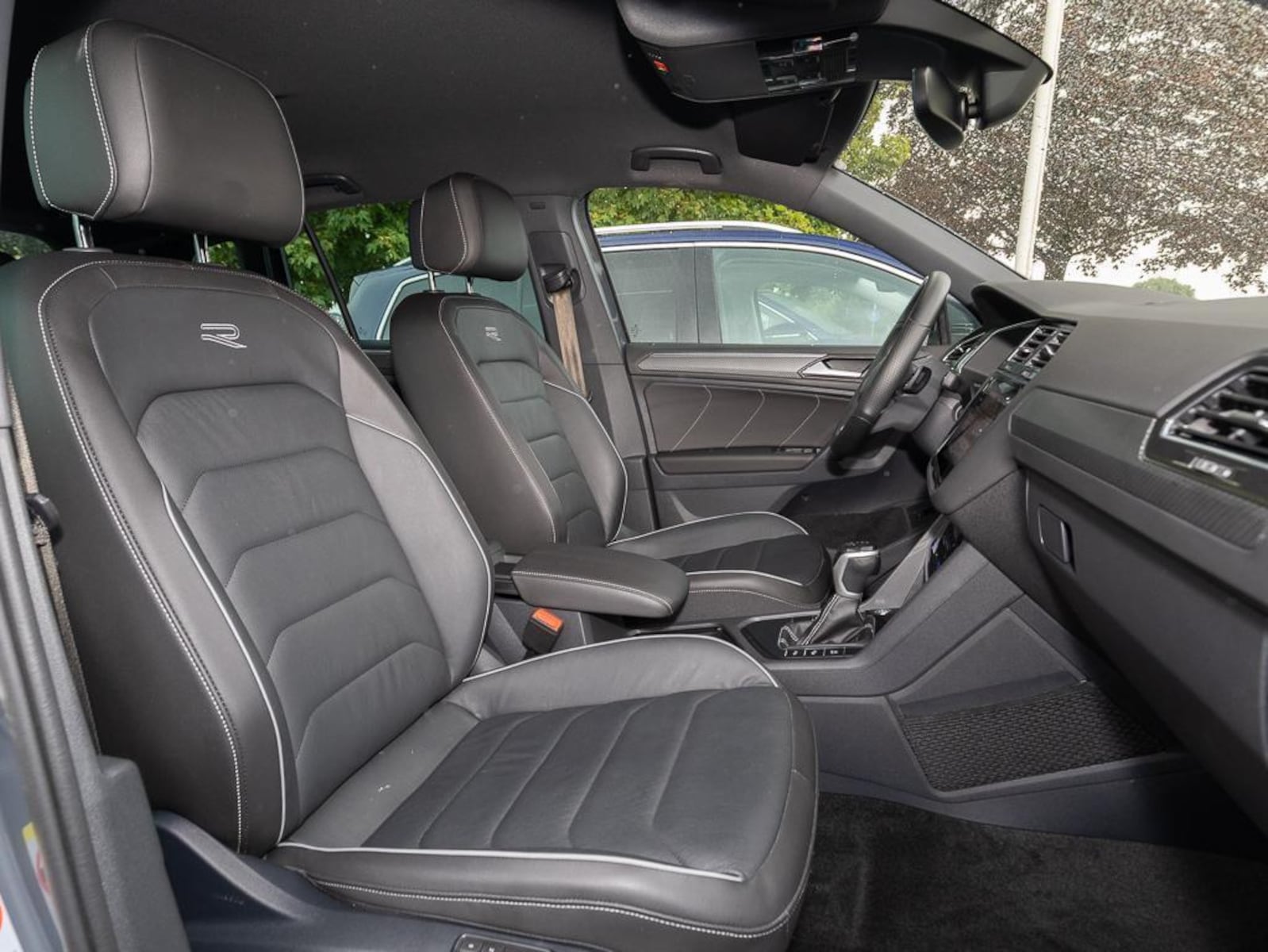 Volkswagen Tiguan – Bild 11