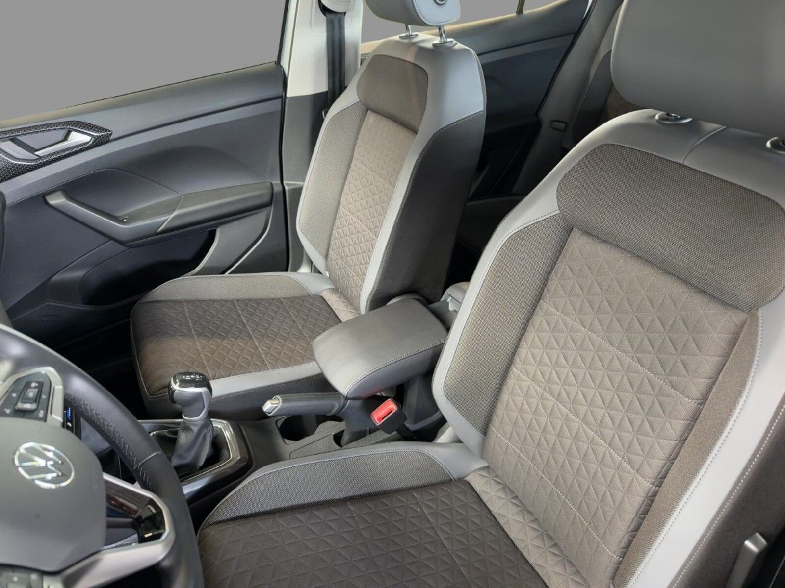 Volkswagen T-Cross – Bild 7