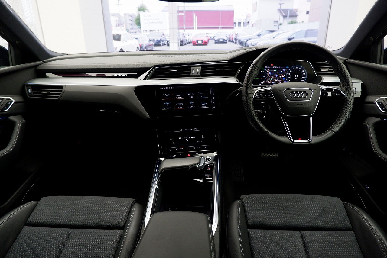 Audi e-tron Sportback 55 quattro S line 300,00 kW for more details contact your dealer