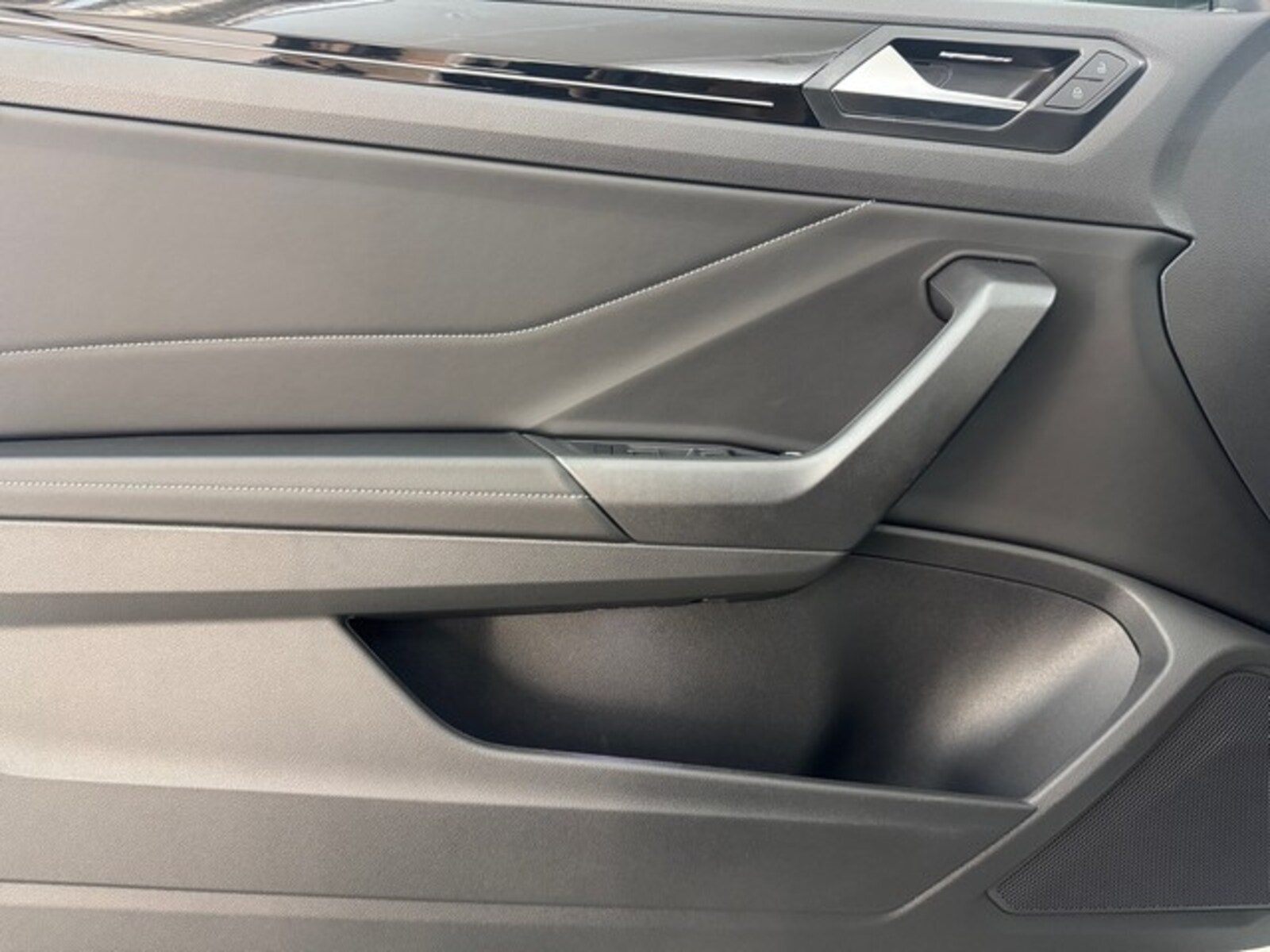 Volkswagen T-Roc Cabriolet – Bild 18