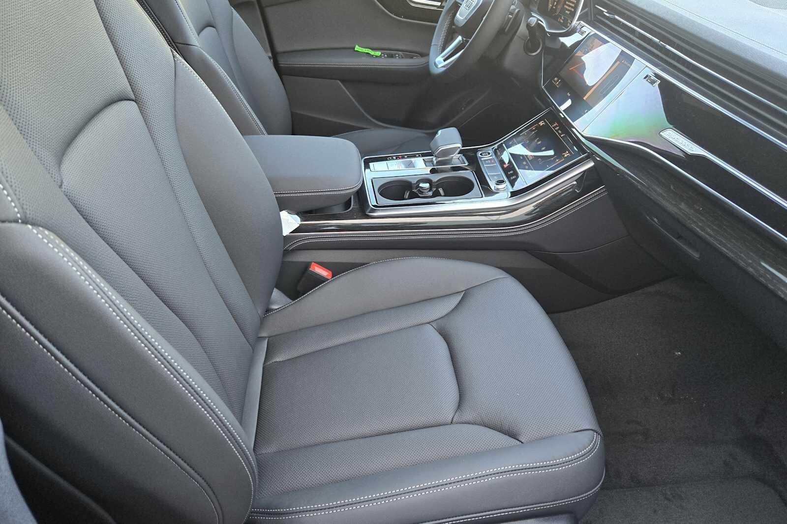2026 Audi Q8 Premium Plus - Photo 8